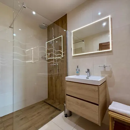 Vysoké Tatry B For 4 People Malompatak