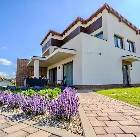 Apartman Vysoké Tatry B For 4 People Malompatak