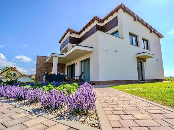 Apartment Vysoke Tatry B For 4 People Mlynica